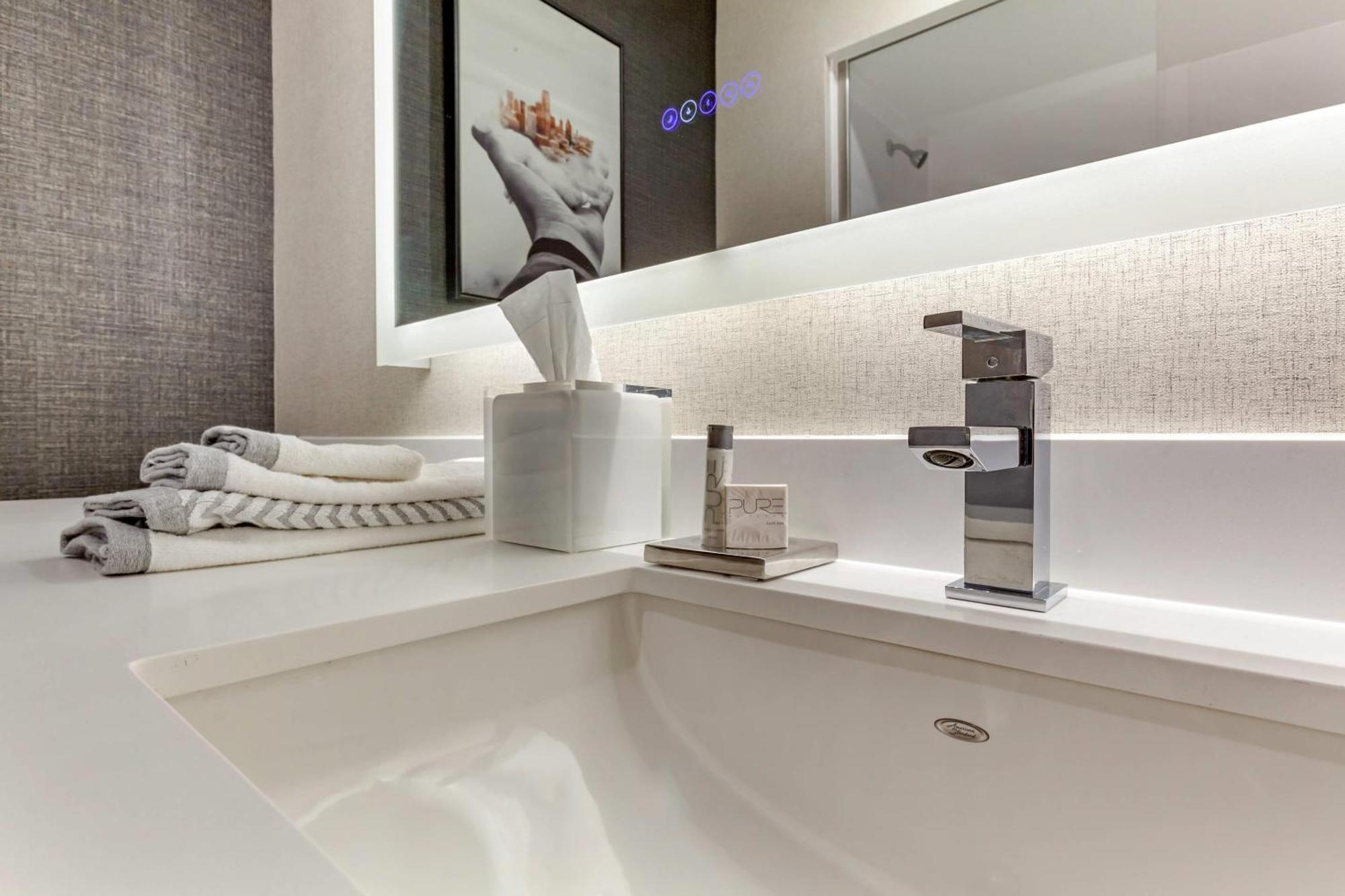 Cambria Hotel Richardson - Dallas Екстер'єр фото